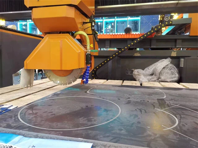 Four-axis Infrared Bridgesaw Stone Cutting Machine For Marble